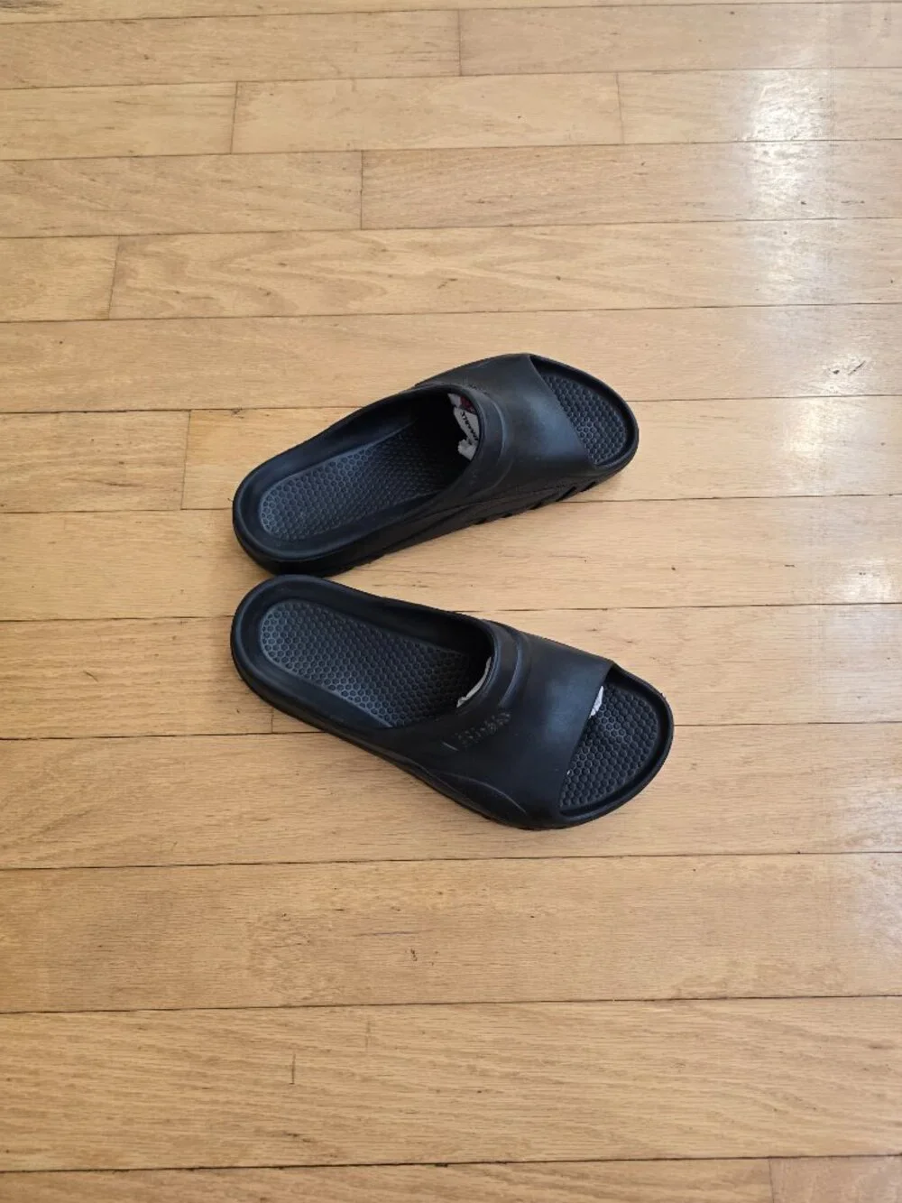 Birks by Birkenstock | Molded B black monochrome waterproof sandal slides MENS 8